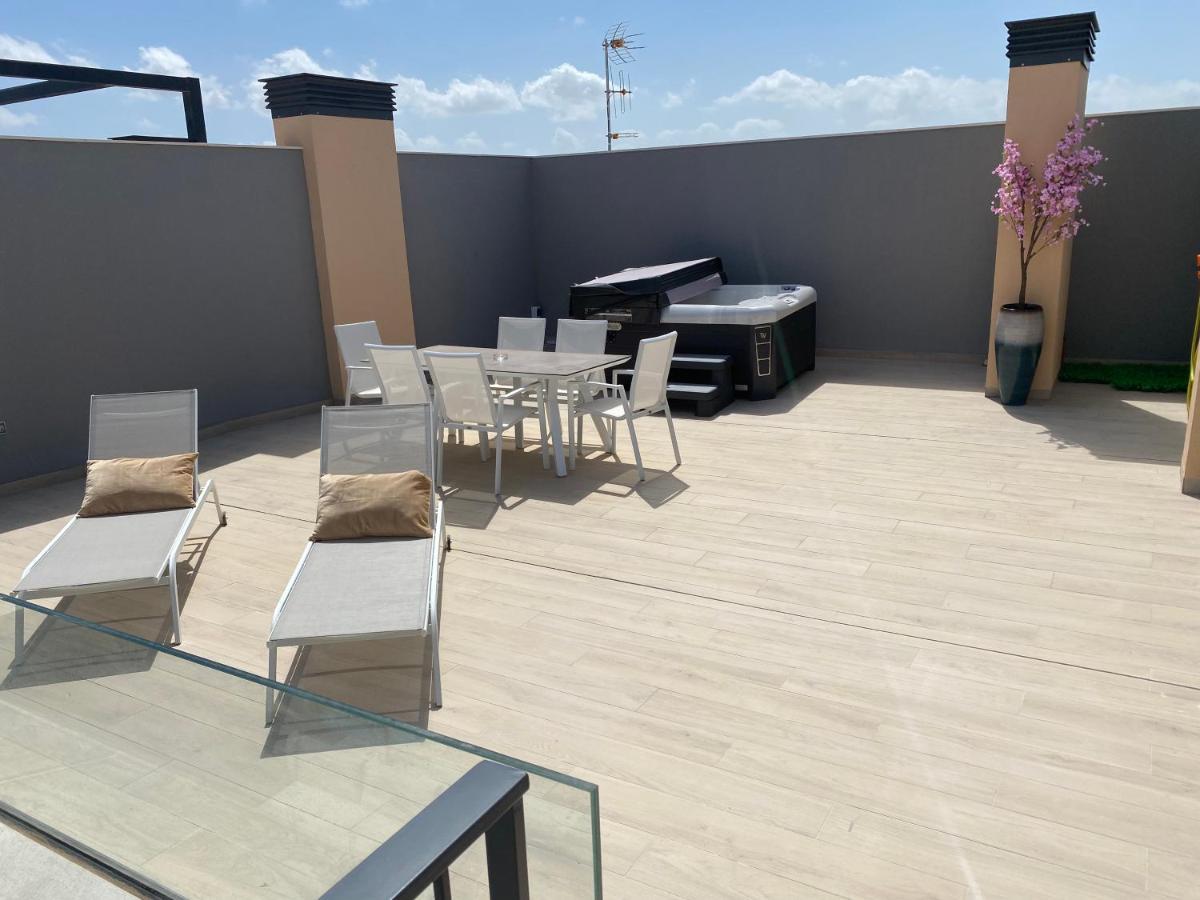 Santa Rosalia Lake & Life Resort Jacuzzi Penthouse Golf Los Alcázares Exteriör bild